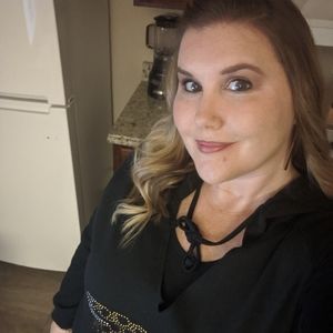 Meet your Posher, Kara